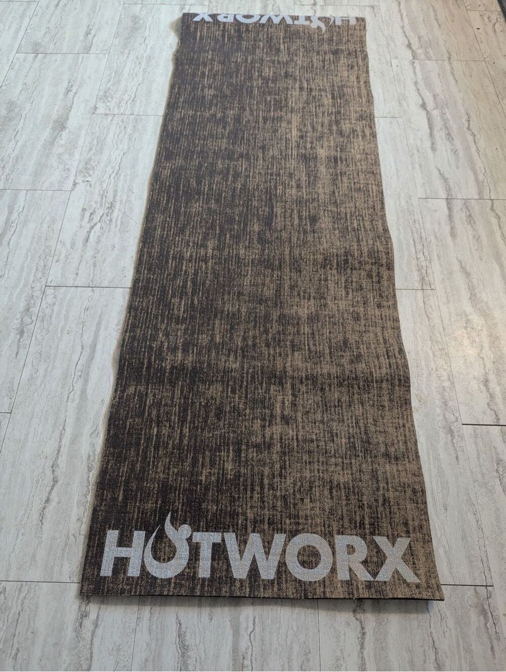 Hotworx yoga mat hot yoga mat gym perfect condition bamboo